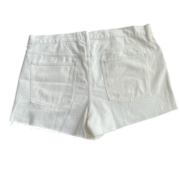 NWOT Madewell button fly white shorts. Raw hem. High rise. Size 32. - Picture 4 of 6